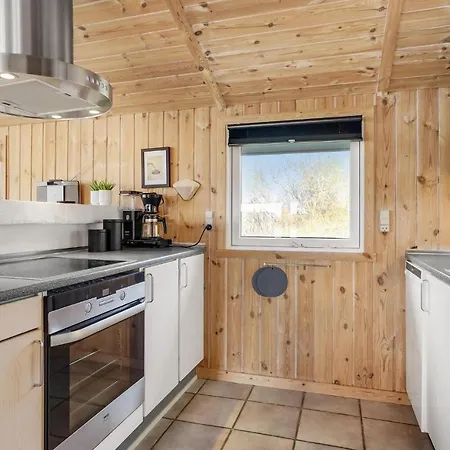 Lovely In Romo With Kitchen Holiday home *